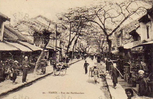 Những bức ảnh lưu giữ 36 phố phường Hà Nội xưa