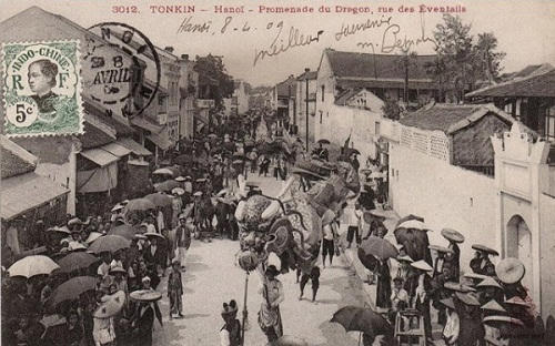 Những bức ảnh lưu giữ 36 phố phường Hà Nội xưa