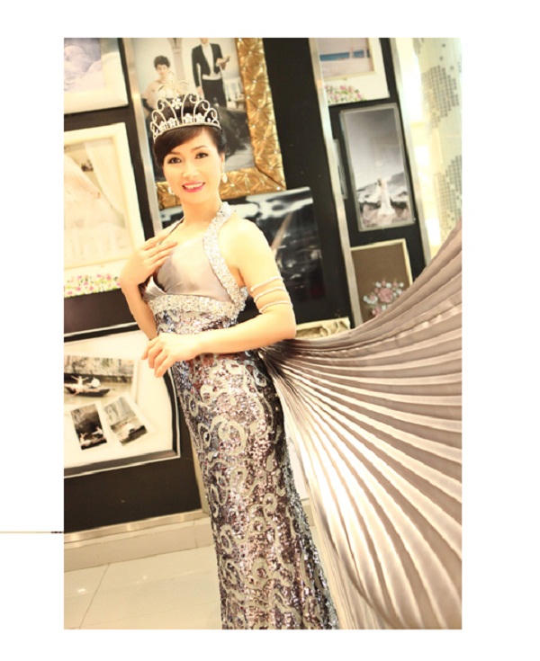 Ngắm vẻ đẹp của Hoa hậu Việt Nam đầu tiên