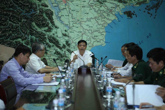 Bão số 6 kết hợp gió mùa Đông Bắc diễn biến rất phức tạp