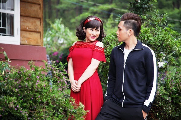 Huy Khánh sợ hãi khi bị “nhát ma” trong “Vali… tình yêu”