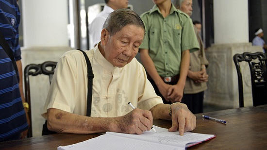 Tiễn biệt nhạc sĩ “Hà Nội một trái tim hồng“