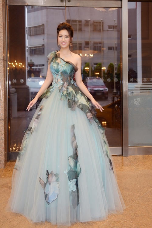 Hoa hậu Đỗ Mỹ Linh hóa công chúa tại Đài Loan
