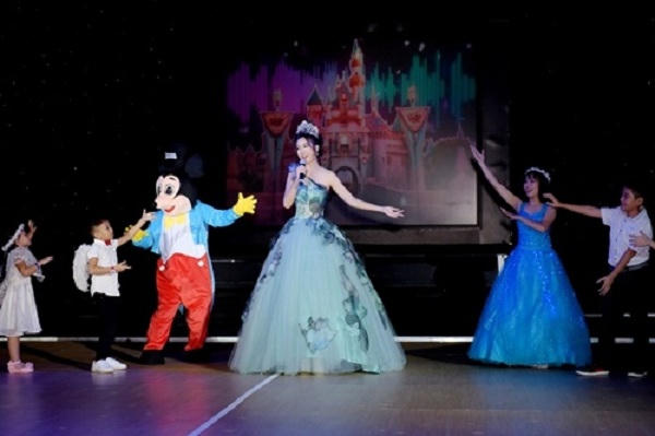 Hoa hậu Đỗ Mỹ Linh hóa công chúa tại Đài Loan