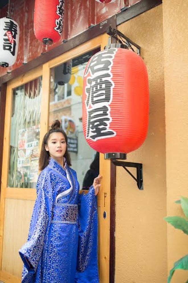 Hoàng Yến tung ảnh diện Kimono quay phim hoạt hình tại Nhật