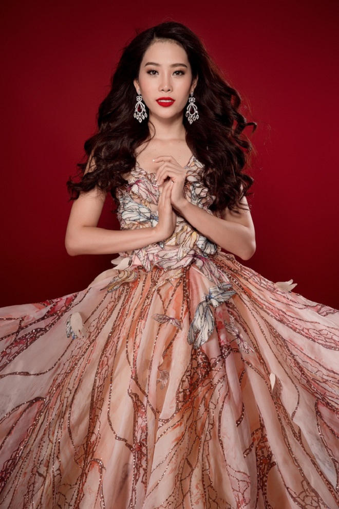 Nam Em giành huy chương lớn tại cuộc thi Hoa hậu Trái đất