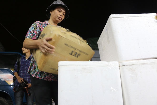 Đêm 20/10 nhọc nhằn của những người đàn bà gánh việc đàn ông