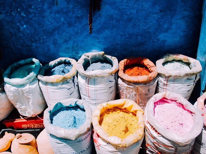 Khám phá khu phố cổ màu thiên thanh đẹp như tranh vẽ