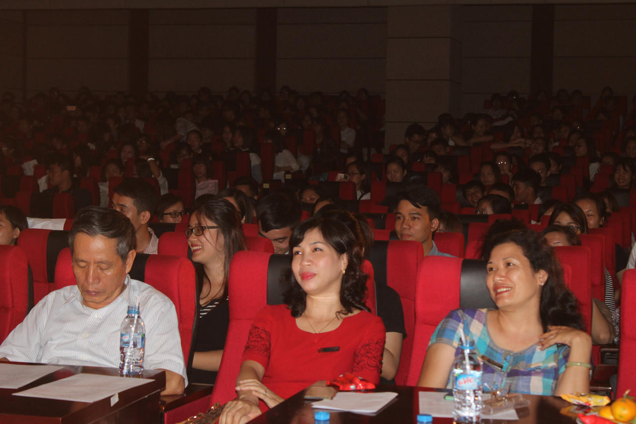 Sôi nổi tranh tài vòng chung kết Civil Law Debate 2016