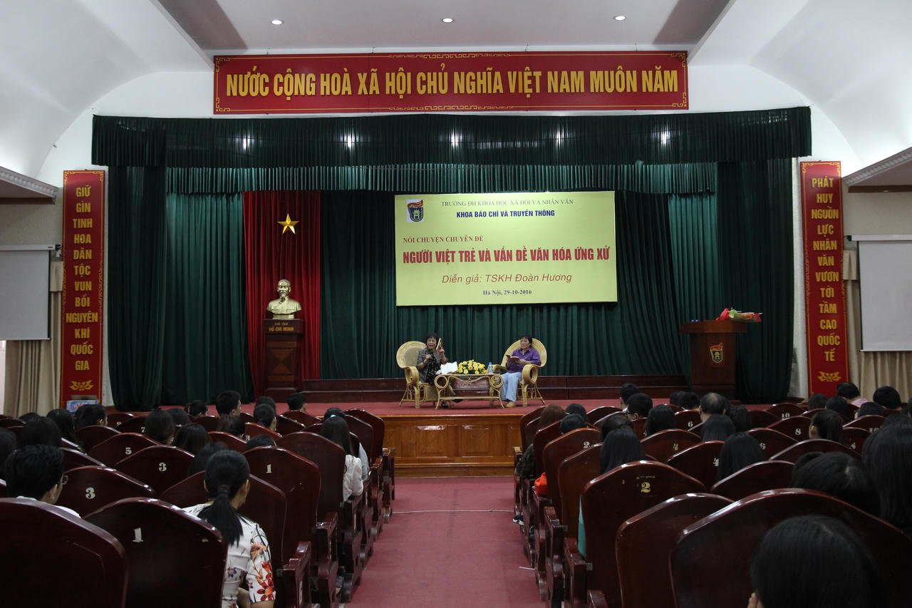 TSKH Đoàn Hương: "Đàn ông sẽ không lấy người phụ nữ sống thử"