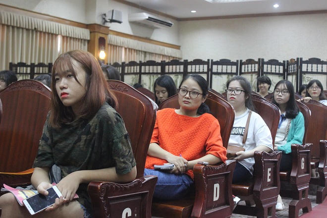 TSKH Đoàn Hương: "Đàn ông sẽ không lấy người phụ nữ sống thử"