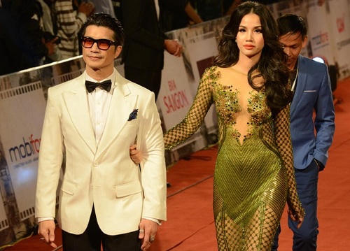 Dàn sao Việt lộng lẫy, quyến rũ trên thảm đỏ Liên hoan phim Quốc tế Hà Nội