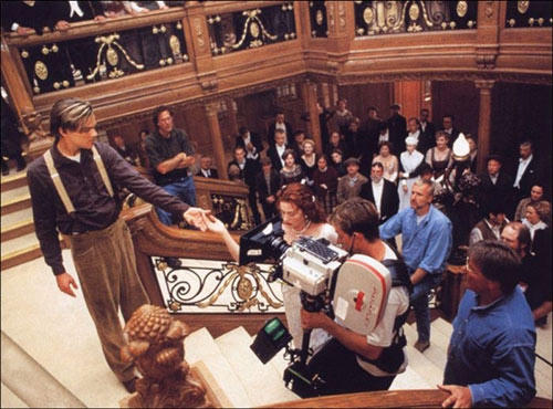 Tiết lộ ảnh hậu trường cực 'độc' của phim 'Titanic'