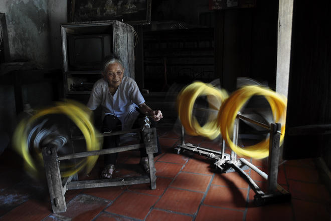 Về Nam Định ghé thăm làng nghề tơ tằm Cổ Chất 