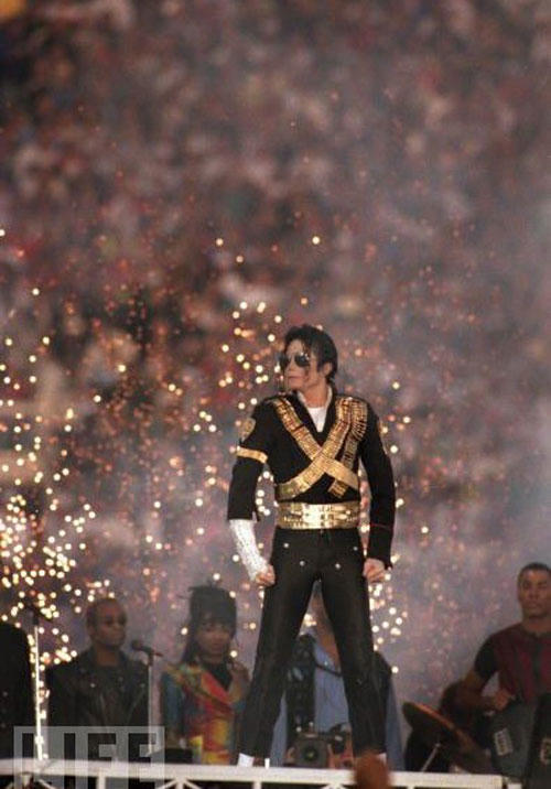 Những khoảnh khắc đáng nhớ trong đời Michael Jackson