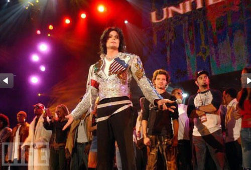 Những khoảnh khắc đáng nhớ trong đời Michael Jackson