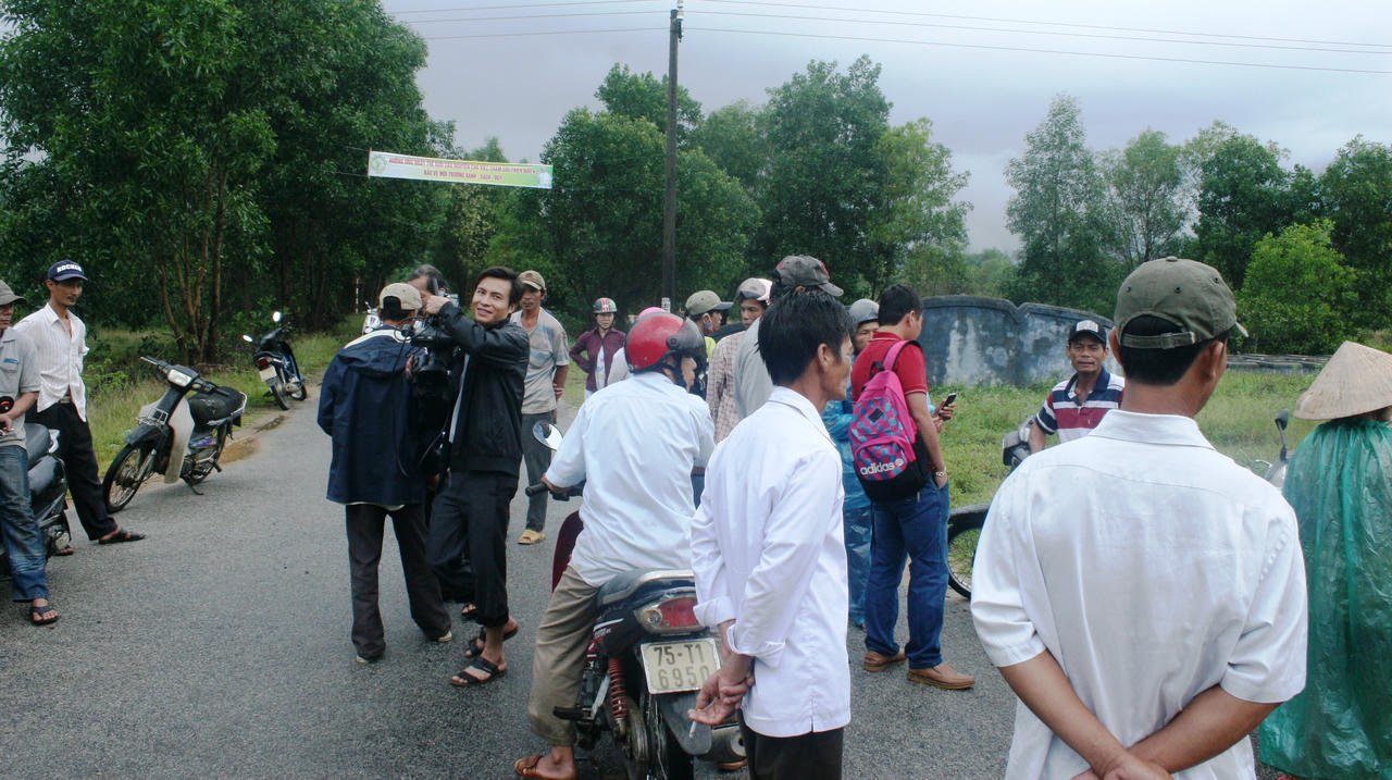 Sự thật bất ngờ vụ đóng đinh lên 124 ngôi mộ