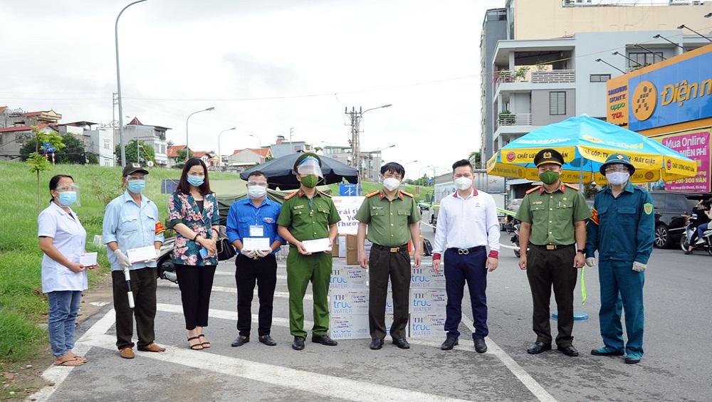Lộc Sơn Hà Land chung tay ủng hộ bà con vượt qua khó khăn do COVID-19 
