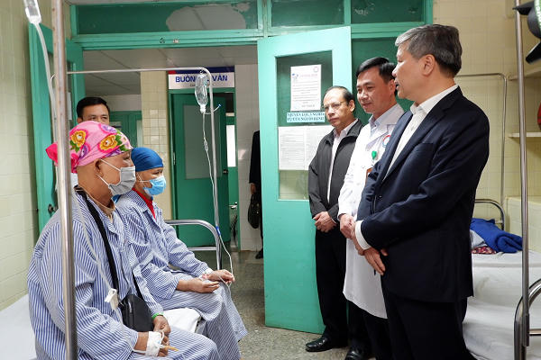 BHXH tỉnh Quảng Bình: Đồng bộ các giải pháp đảm bảo quyền lợi cho người dân và doanh nghiệp