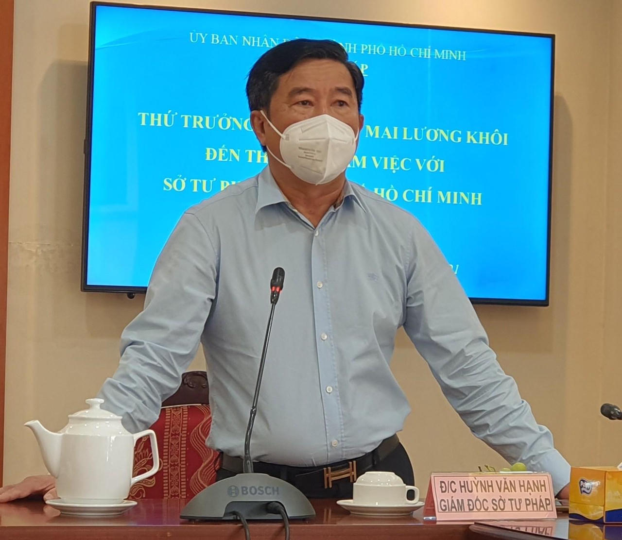 Thứ trưởng Bộ Tư pháp Mai Lương Khôi thăm, làm việc với Sở Tư pháp TP HCM