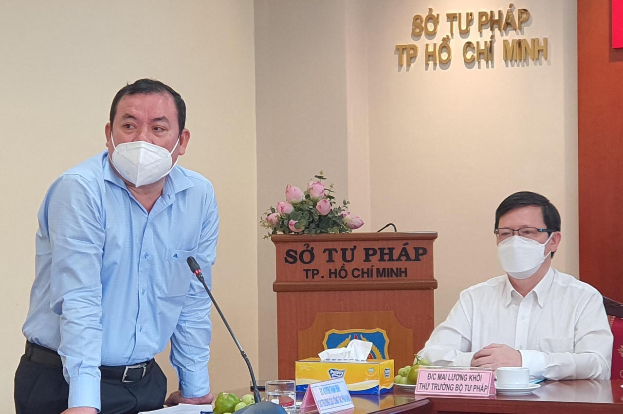 Thứ trưởng Bộ Tư pháp Mai Lương Khôi thăm, làm việc với Sở Tư pháp TP HCM