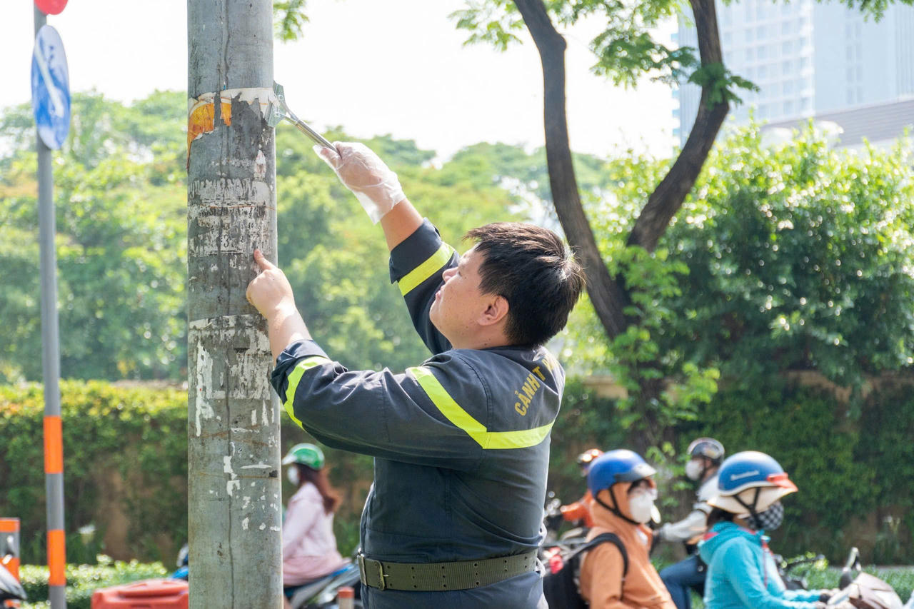 782 đối tượng bị xử lý từ tờ rơi vay tiền trên 'cột điện' ở TP HCM