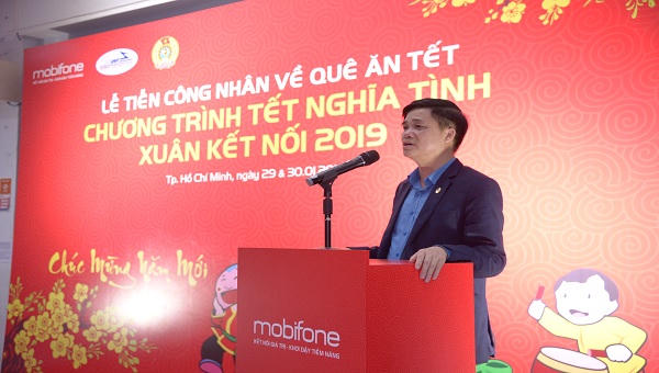 MobiFone trao tặng 1.200 vé tàu về quê ăn Tết cho công nhân