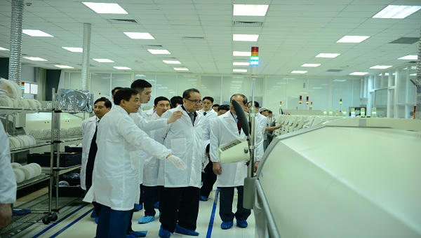 Phái đoàn cấp cao của Triều Tiên thăm tổ hợp nghiên cứu, sản xuất thiết bị dân sự của Viettel