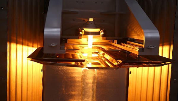 Việt Nam là nước đầu tiên ở Đông Nam Á sản xuất được sợi quang