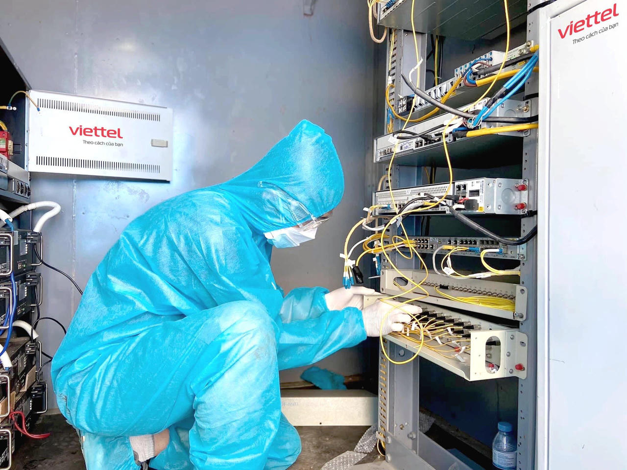 Ba nhà mạng lớn góp hơn nghìn tỷ đồng vào Quỹ vaccine phòng COVID-19