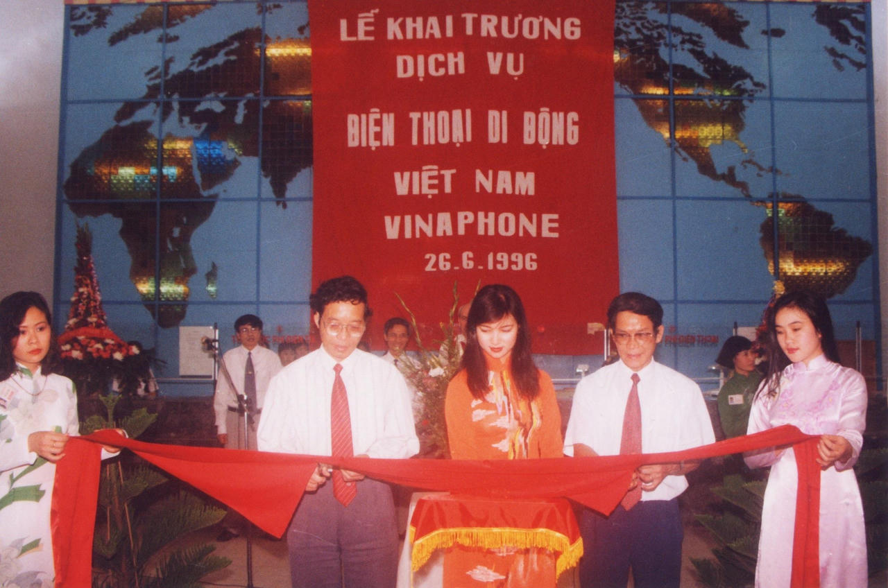 25 năm VinaPhone - hành trình một phần tư thế kỷ của mạng di động thuần Việt đầu tiên