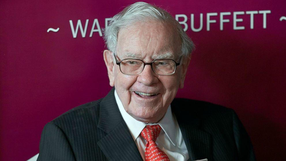 Warren Buffett bất ngờ từ chức khỏi Quỹ Bill và Melinda Gates, quyên thêm 4,1 tỷ đô la 