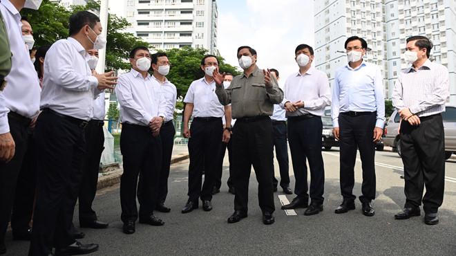 Thủ tướng Chính phủ Phạm Minh Chính kiểm tra phòng chống dịch COVID-19 tại TP HCM