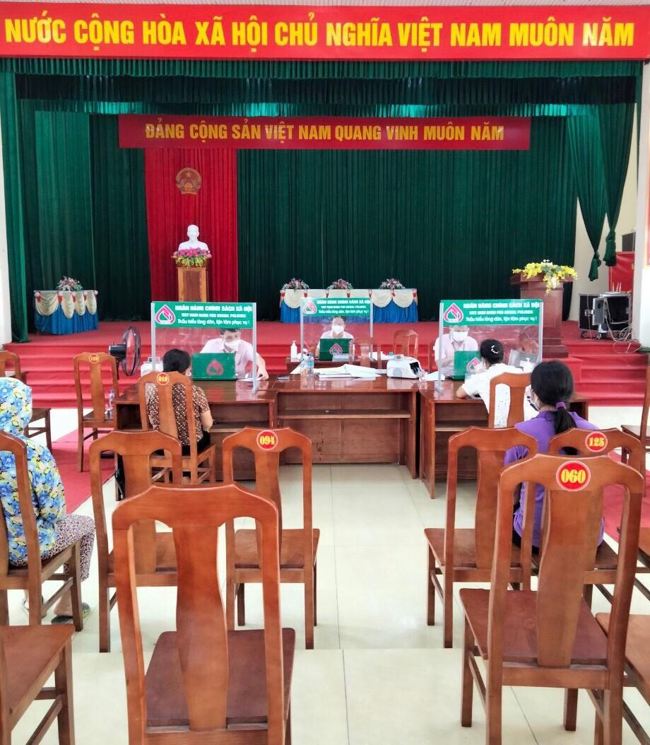 Đưa vốn chính sách về vùng “tâm dịch” Bắc Giang