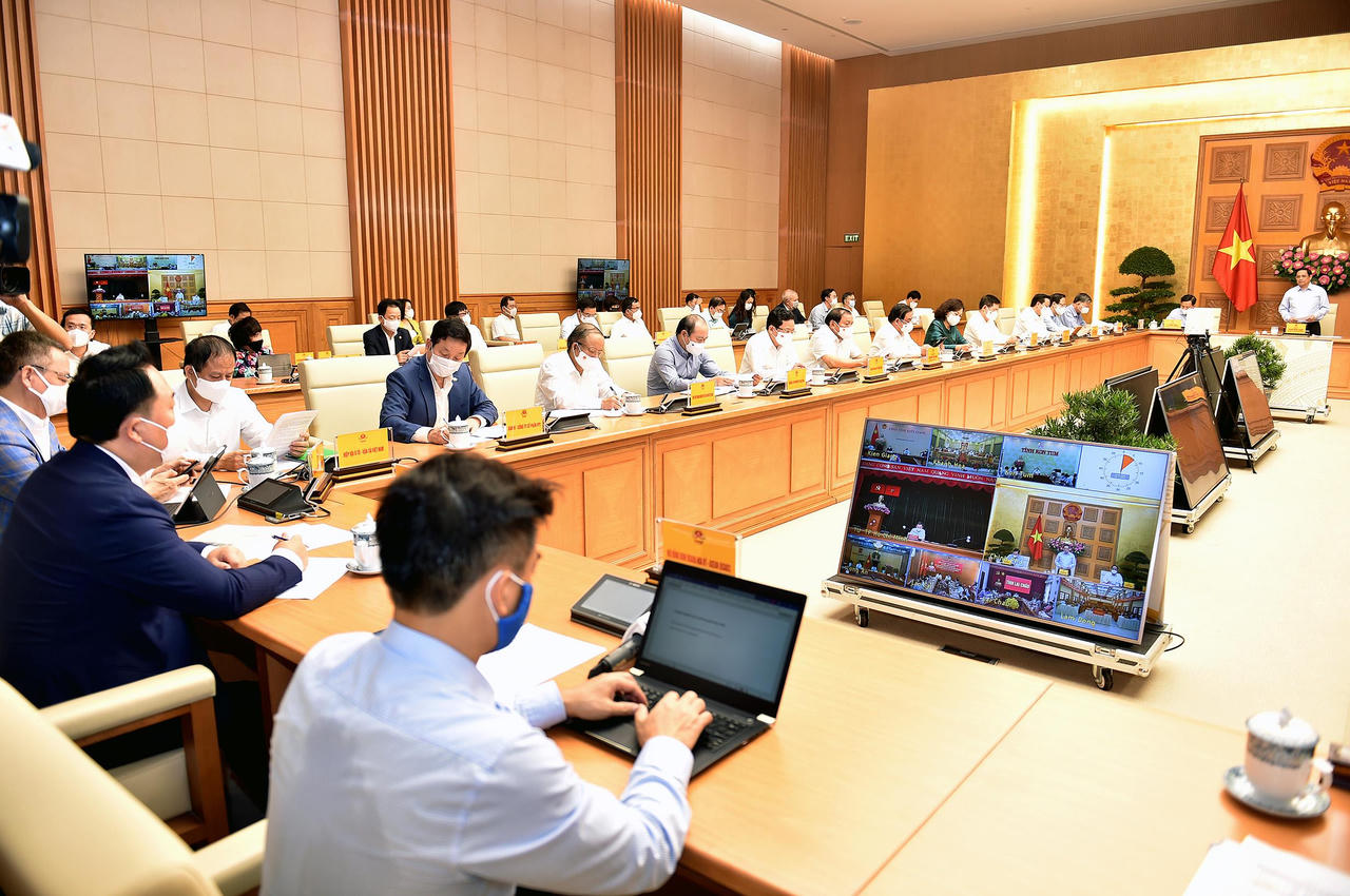 Thủ tướng chia sẻ, tháo gỡ khó khăn, thúc đẩy sản xuất kinh doanh cho doanh nghiệp