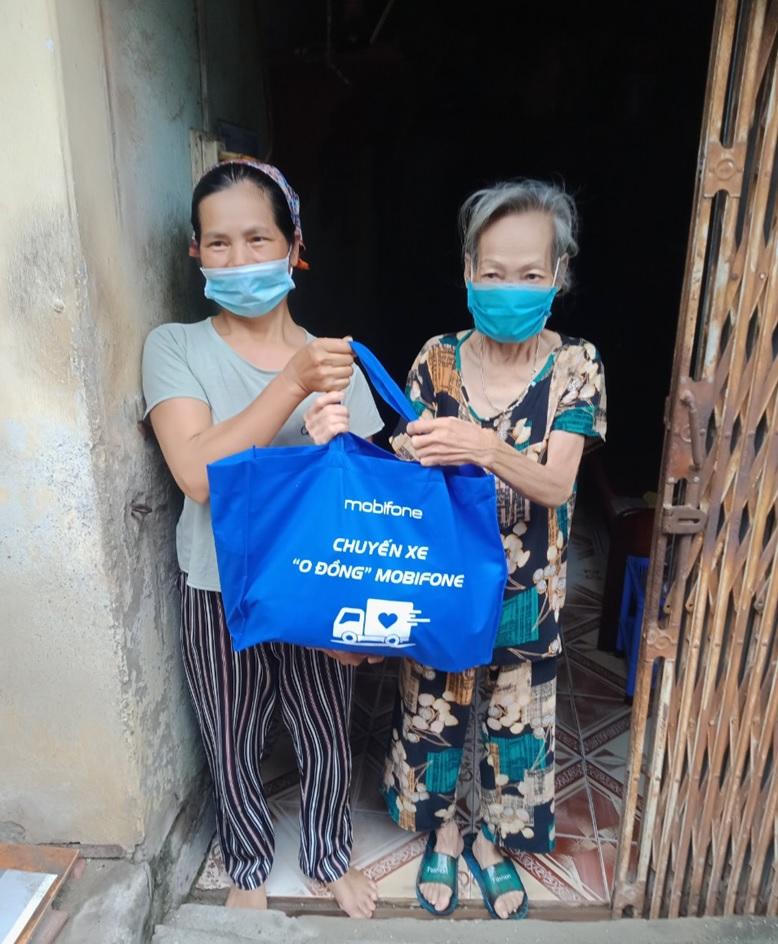 Những “Chuyến xe 0 đồng” chia sẻ khó khăn với người dân trong mùa dịch