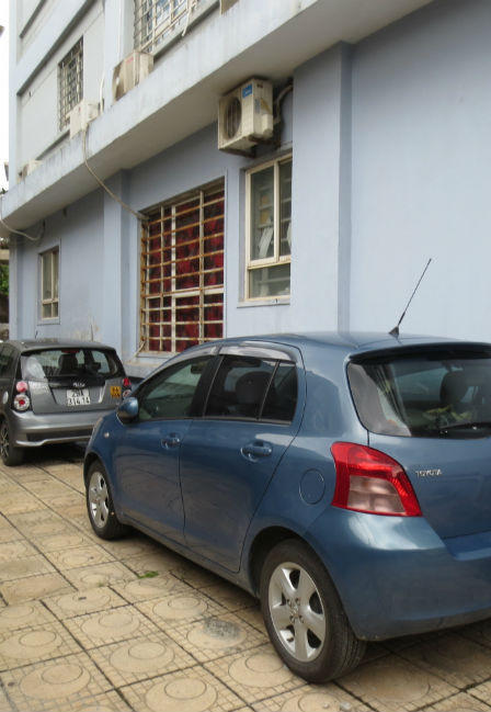 Cảnh nhếch nhác, nham nhở của Tòa nhà CTM 299 Cầu Giấy