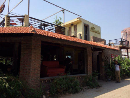 Phường Văn Quán có làm ngơ cho xây dựng trái phép?