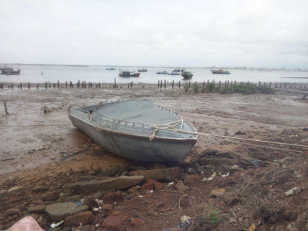 Quảng Ninh: Ai chịu trách nhiệm về phần “chìm” của “tảng băng” buôn lậu?