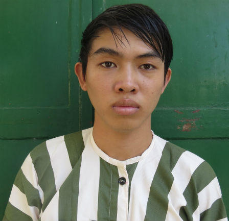 Gạ nữ nhân viên ngân hàng “đổi tình 7 ngày” để chuộc lại xe máy