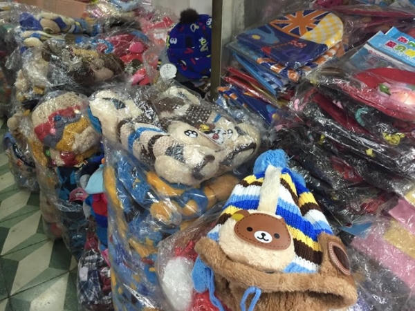 Mũ len trẻ em Trung Quốc gây ù tai đột ngột biến mất khỏi thị trường