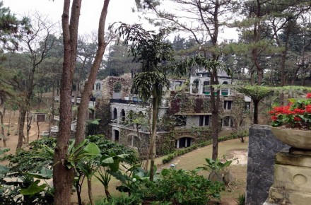 Ngang nhiên xây resort không phép giữa vườn quốc gia