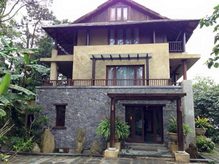 Cận cảnh resort xây không phép ngang nhiên tại Vườn Quốc gia Ba Vì