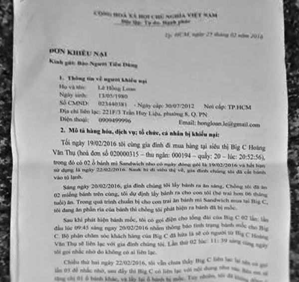 Bánh mì Big C bị mốc khi còn hạn sử dụng