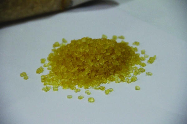 Kinh hoàng... đường phèn nhuộm màu!