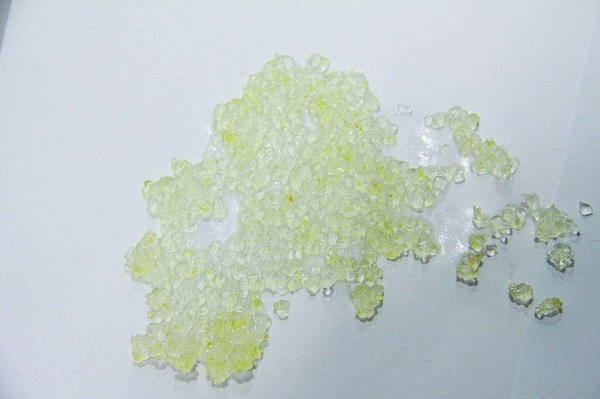 Kinh hoàng... đường phèn nhuộm màu!