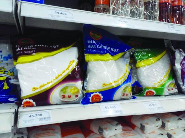 Kinh hoàng... đường phèn nhuộm màu!