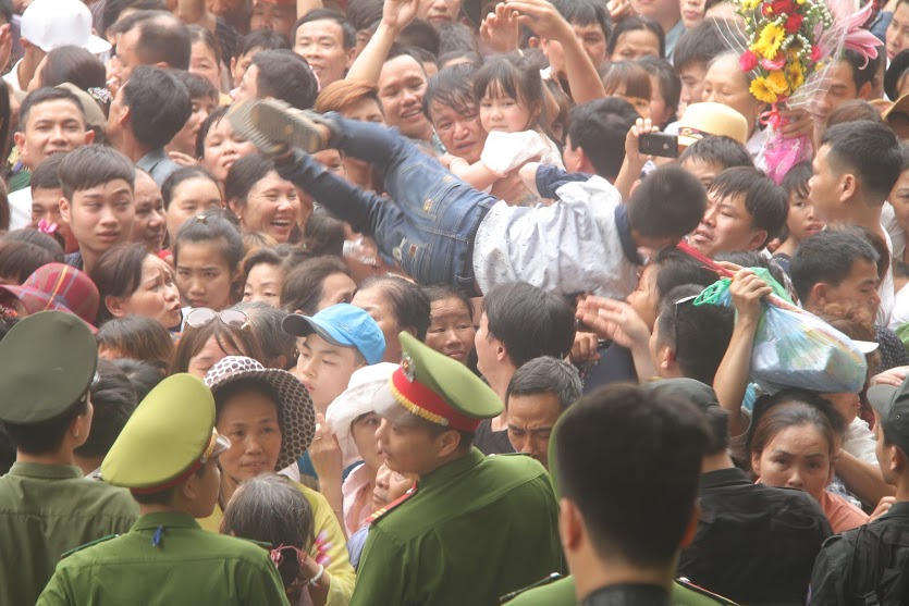  Tổng Bí thư Nguyễn Phú Trọng tham dự Lễ dâng hương ngày Giỗ Tổ năm 2016