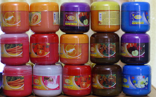 Người Việt dùng hàng Thái từ lọ muối cho đến ôtô