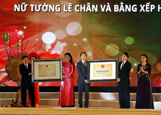 Lung linh đêm hội “Hải Phòng – Nối vòng tay bè bạn”